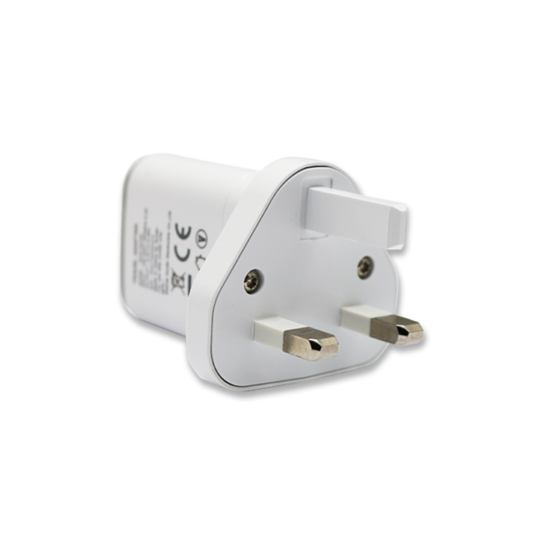 plug travel adapter